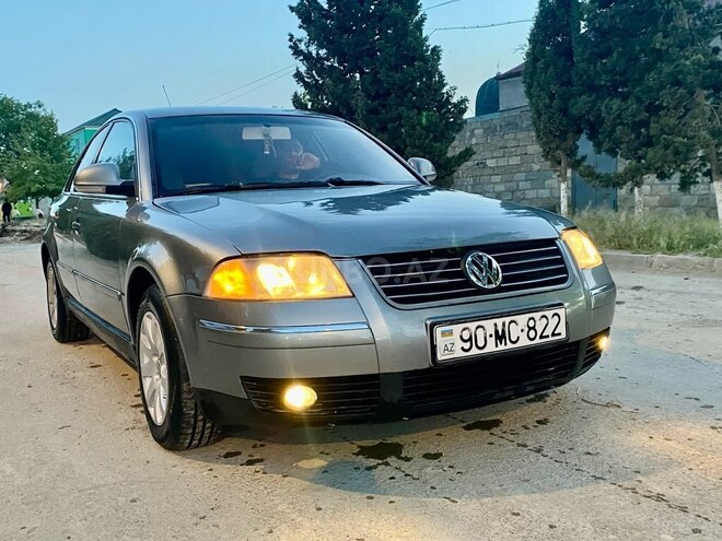 Volkswagen Passat 2004, 259,000 km - 2.0 l - Bakı