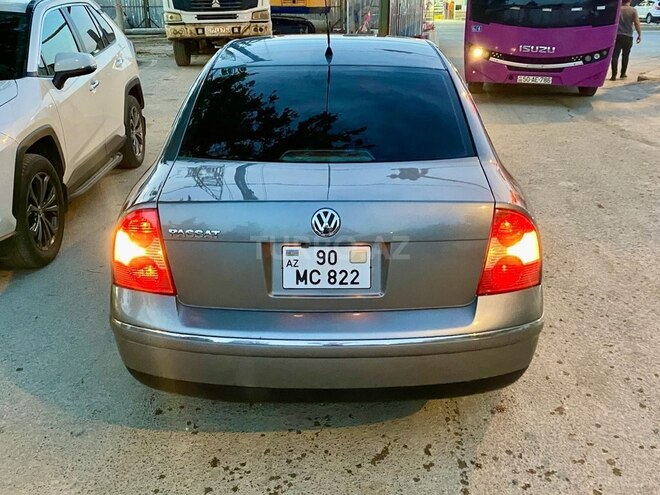 Volkswagen Passat 2004, 259,000 km - 2.0 l - Bakı
