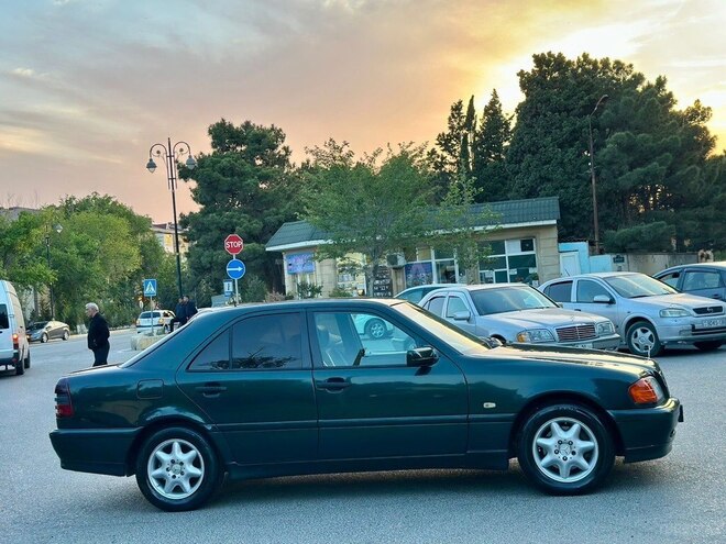 Mercedes C 240 1998, 317,000 km - 2.4 л - Sumqayıt