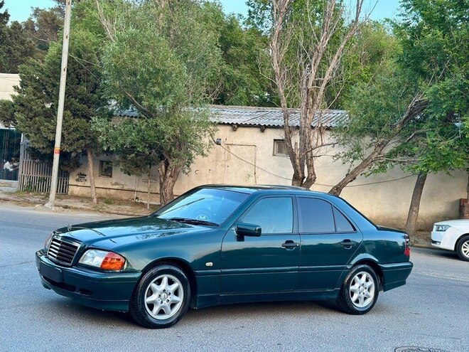 Mercedes C 240 1998, 317,000 km - 2.4 л - Sumqayıt
