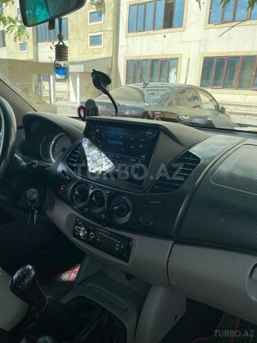 Mitsubishi L200 2014, 168,000 km - 2.5 l - Bakı