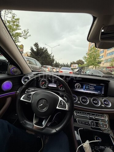 Mercedes E 220 d 2017, 179,000 km - 2.0 l - Bakı