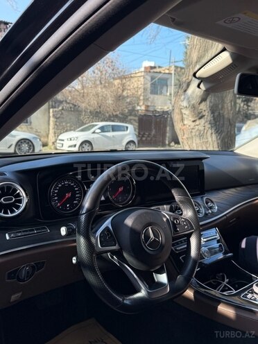 Mercedes E 220 d 2017, 179,000 km - 2.0 l - Bakı