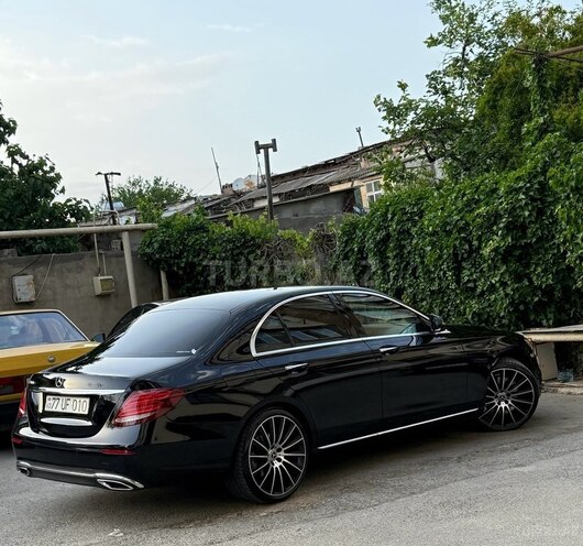 Mercedes E 220 d 2017, 179,000 km - 2.0 l - Bakı