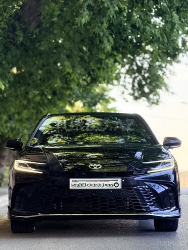 Toyota Camry 2024, 8,800 km - 2.0 l - Bakı