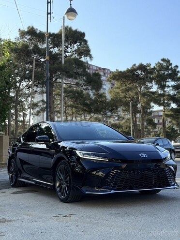 Toyota Camry 2024, 8,800 km - 2.0 l - Bakı