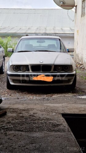 BMW 518 1994, 500,000 km - 1.8 l - Şəki