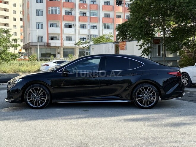 Toyota Camry 2024, 8,800 km - 2.0 l - Bakı