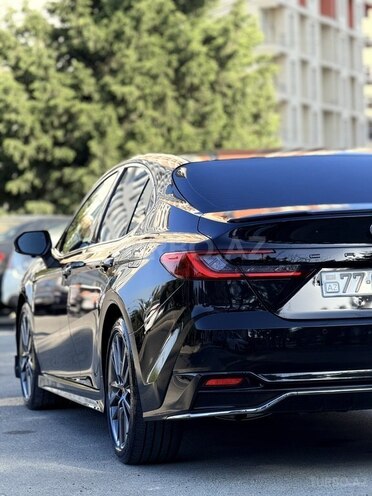 Toyota Camry 2024, 8,800 km - 2.0 l - Bakı