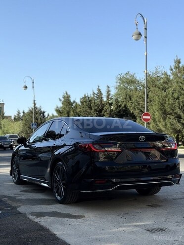 Toyota Camry 2024, 8,800 km - 2.0 l - Bakı