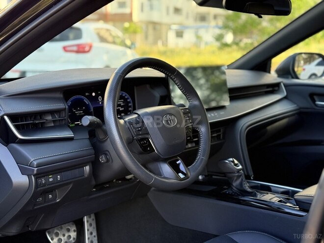 Toyota Camry 2024, 8,800 km - 2.0 l - Bakı