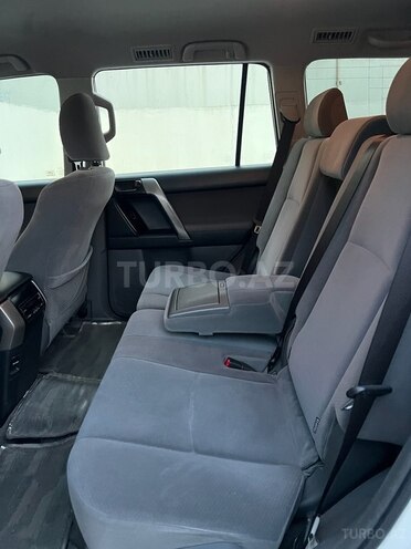 Toyota Land Cruiser Prado 2013, 240,300 km - 2.7 l - Bakı