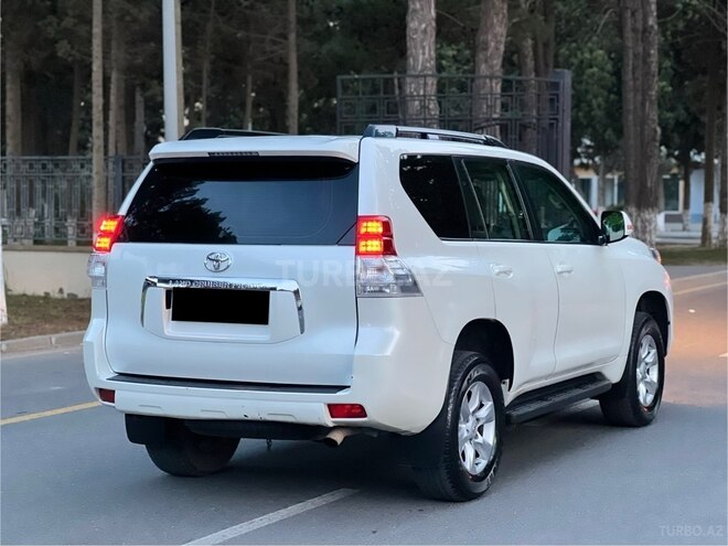 Toyota Land Cruiser Prado 2013, 240,300 km - 2.7 l - Bakı