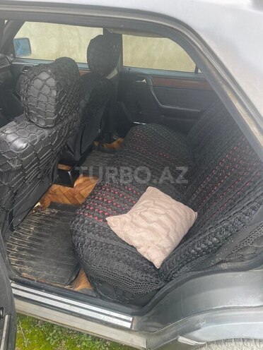 Mercedes E 200 d 1991, 642,000 km - 2.0 l - Bakı