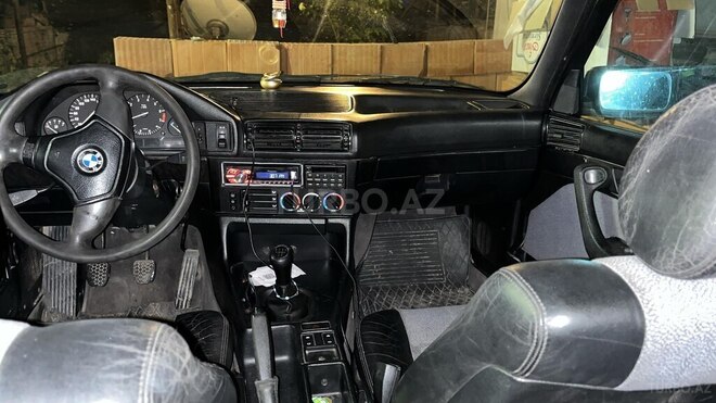 BMW 518 1994, 500,000 km - 1.8 l - Şəki