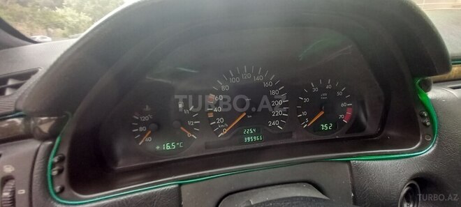 Mercedes E 200 1997, 390,000 km - 2.0 l - Bakı