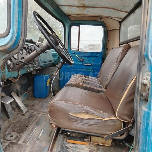 ZIL 133 1986, 200,000 km - 12.0 l - Xaçmaz
