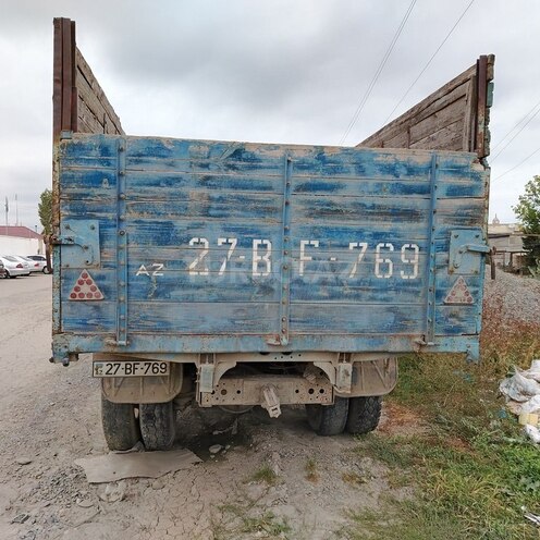 ZIL 133 1986, 200,000 km - 12.0 l - Xaçmaz