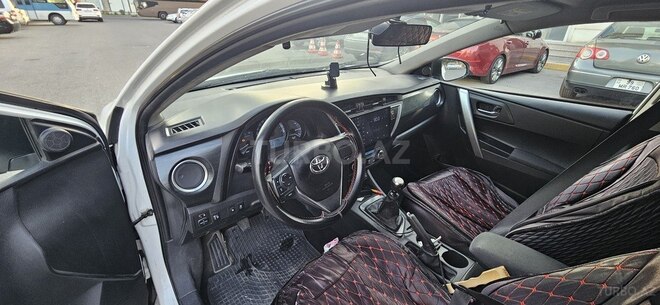 Toyota Auris 2013, 239,441 km - 1.4 л - Sumqayıt