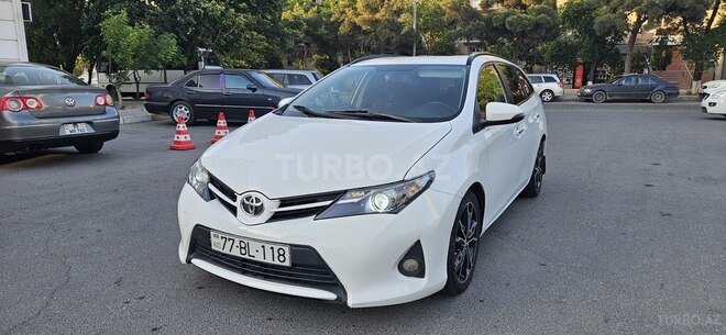 Toyota Auris 2013, 239,441 km - 1.4 л - Sumqayıt