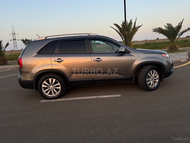 Kia Sorento-7