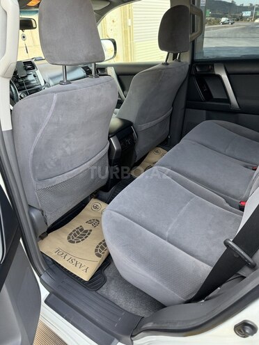 Toyota Land Cruiser Prado 2010, 185,000 km - 2.7 l - Bakı