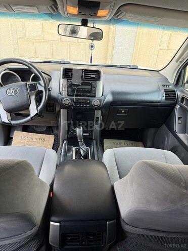 Toyota Land Cruiser Prado 2010, 185,000 km - 2.7 l - Bakı