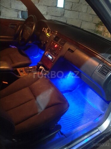 Mercedes E 240 1998, 354,767 km - 2.4 l - Bakı