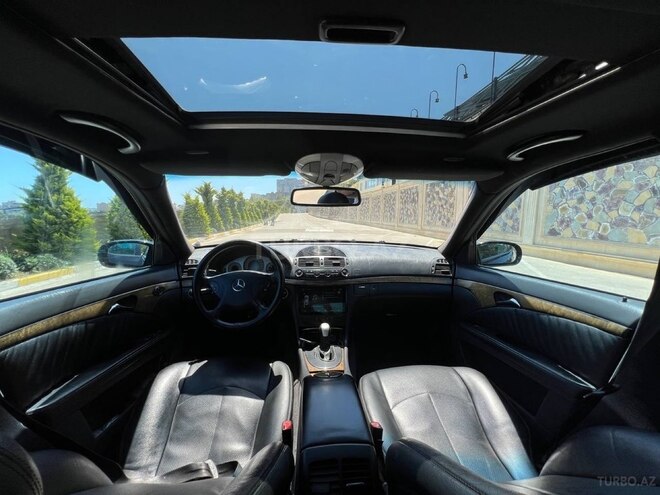 Mercedes E 220 d 2004, 581,400 km - 2.2 l - Bakı