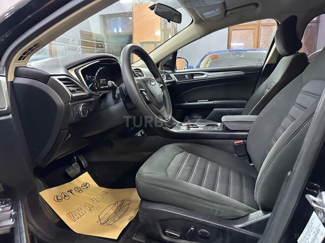 Ford Fusion (North America)-15