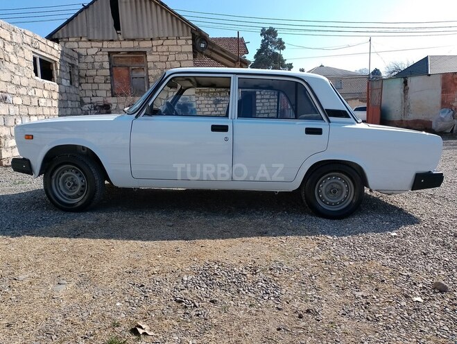 LADA (VAZ) 2107 2006, 85,000 km - 1.6 l - Qazax