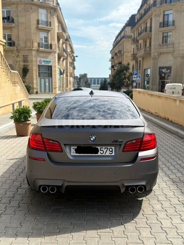 BMW M5 2012, 121,000 km - 4.4 l - Bakı