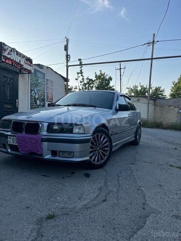 BMW 323 1997, 50,000 km - 2.5 l - Bakı