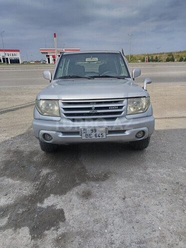 Mitsubishi Pajero io 2000, 300,000 km - 2.0 l - Sumqayıt
