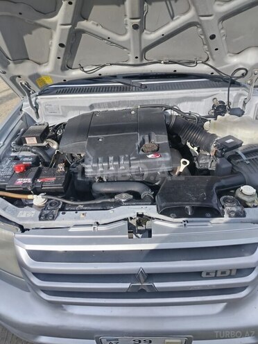 Mitsubishi Pajero io 2000, 300,000 km - 2.0 l - Sumqayıt