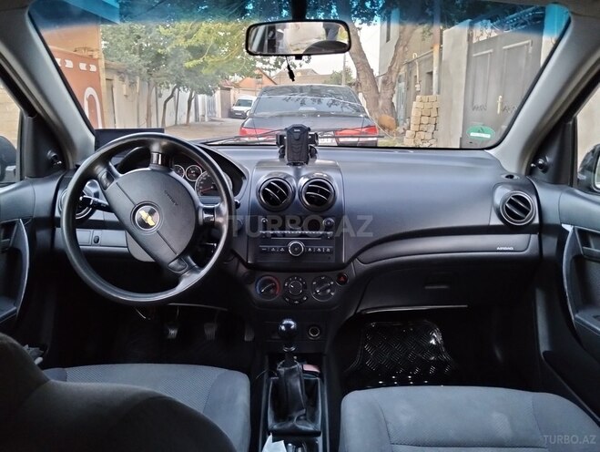 Chevrolet Aveo-9