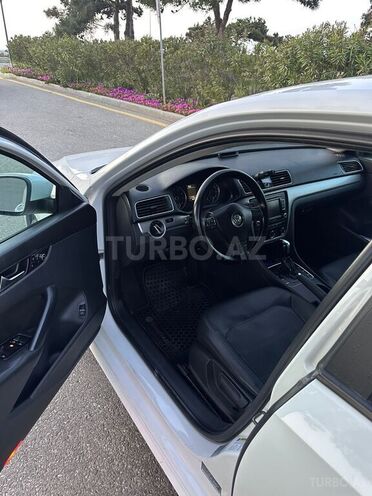Volkswagen Passat 2012, 162,000 km - 2.5 l - Bakı