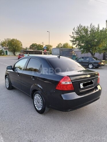 Chevrolet Aveo-3