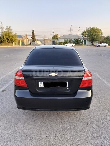 Chevrolet Aveo-4