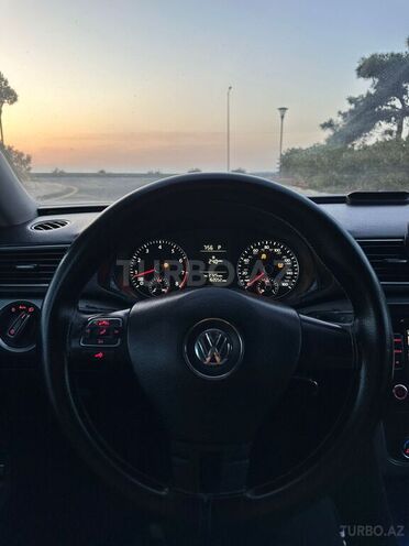 Volkswagen Passat 2012, 162,000 km - 2.5 l - Bakı