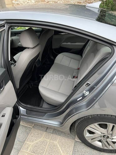 Hyundai Elantra 2019, 49,890 km - 2.0 л - Bakı