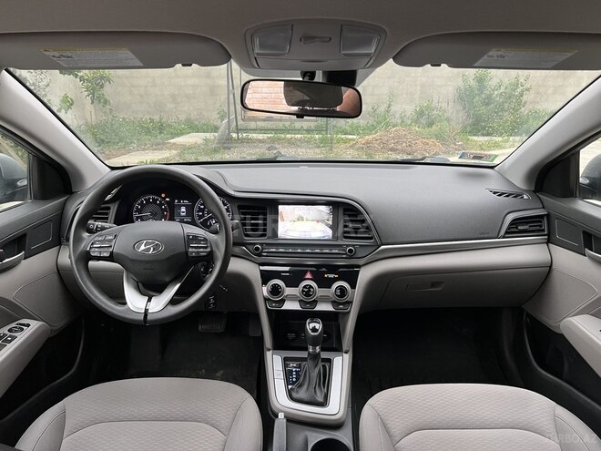 Hyundai Elantra 2019, 49,890 km - 2.0 л - Bakı