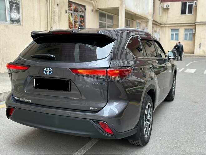 Toyota Highlander 2023, 41,000 km - 2.5 l - Bakı