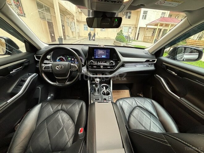 Toyota Highlander 2023, 41,000 km - 2.5 l - Bakı