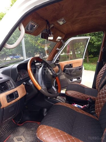 Mitsubishi Pajero io 1999, 200,000 km - 2.0 л - Gəncə