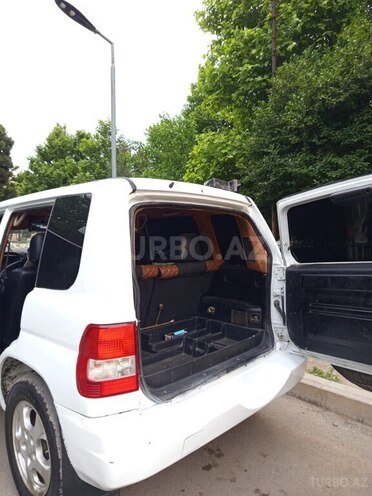 Mitsubishi Pajero io 1999, 200,000 km - 2.0 л - Gəncə