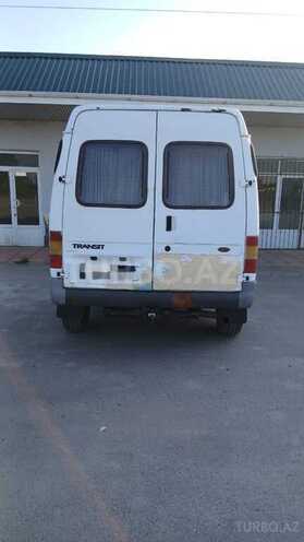 Ford Transit 1999, 565,522 km - 2.5 l - Salyan