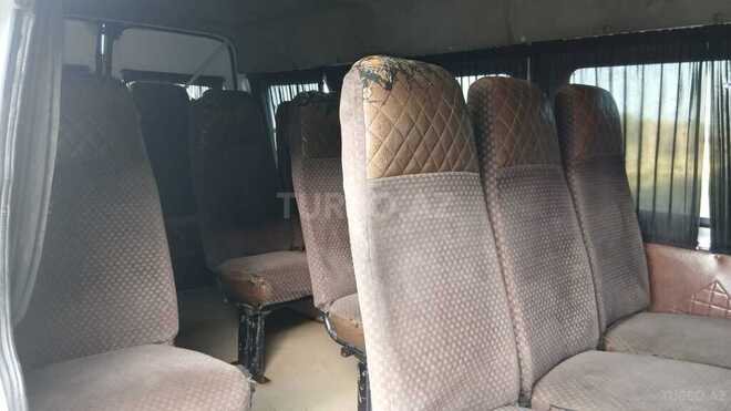 Ford Transit 1999, 565,522 km - 2.5 l - Salyan