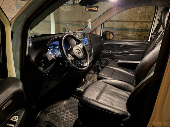 Mercedes Vito 114 2017, 125,000 km - 2.2 л - Bakı