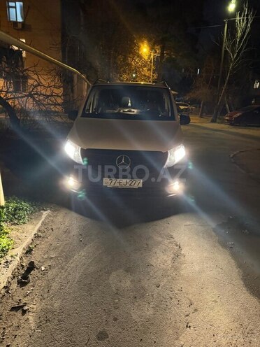 Mercedes Vito 114 2017, 125,000 km - 2.2 л - Bakı